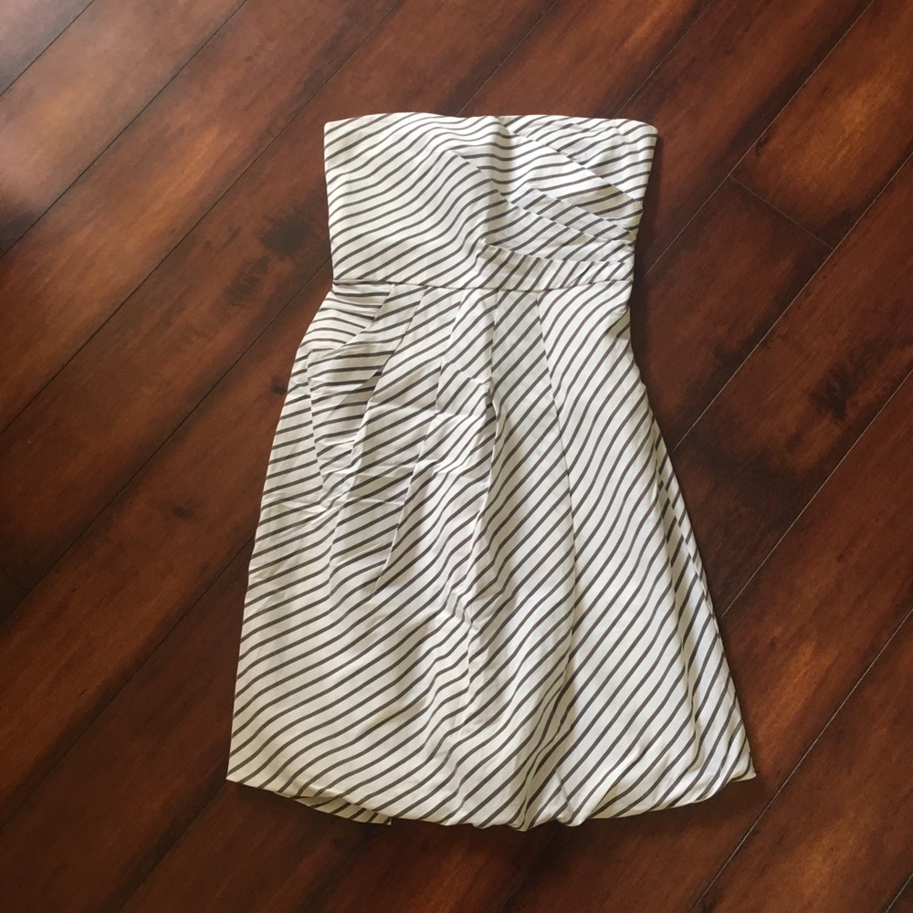 Zara Basic Strapless Dress with Bubble Hem